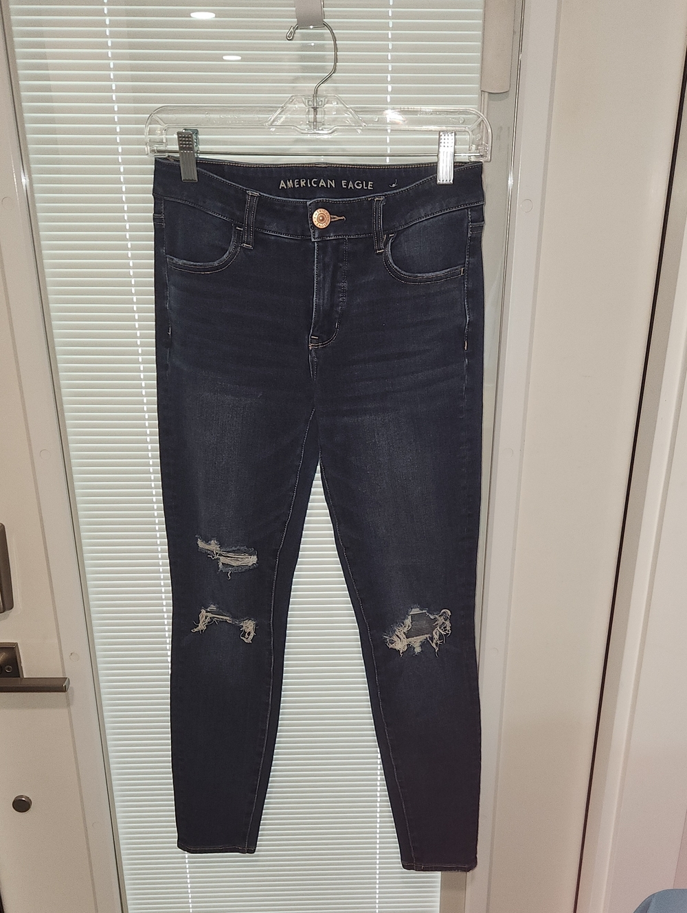 American Eagle Outfitters Navy Ripped Skinny Jeans